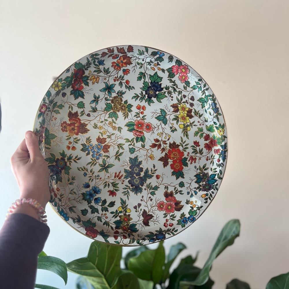 Daher Floral Decorative Plate